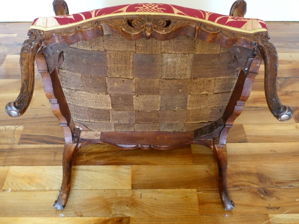 Grand fauteuil d'époque Louis XIV Régence vers 1710 - 1720 en bois très finement sculpté