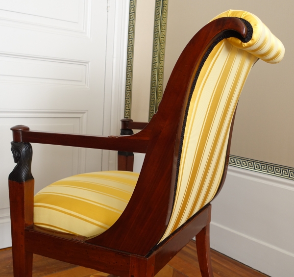 Mobilier de salon en acajou d'époque Directoire Consulat attribué à Demay