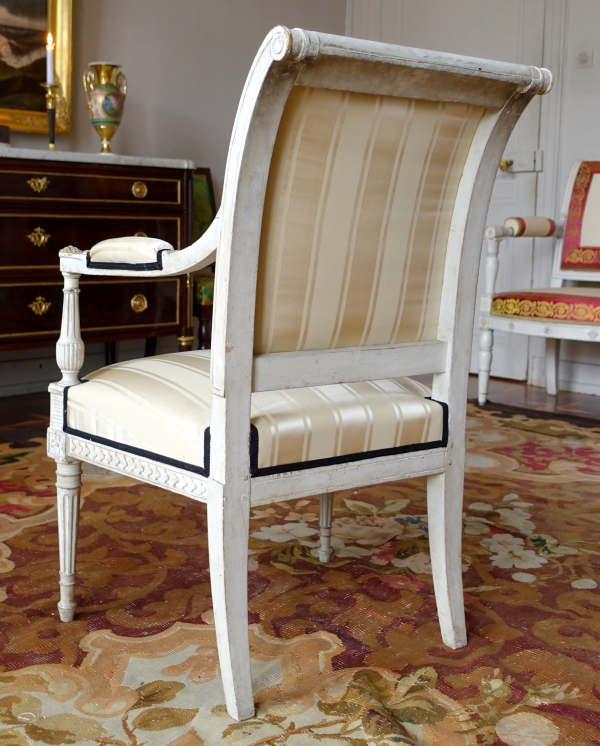 Directoire lacquered wood living room suite : a sofa and 4 armchairs - late 18th century