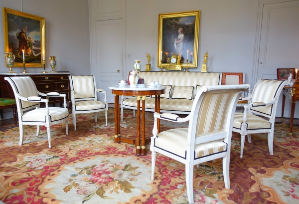 Mobilier de salon d'époque Directoire : 4 fauteuils et un canapé dans le goût de Jacob fin XVIIIe