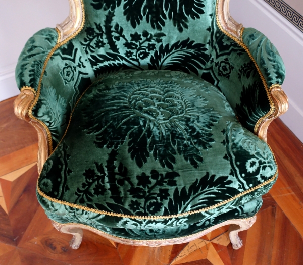 Louis Delanois - paire de bergères Louis XV en cabriolet - estampille - velours de soie