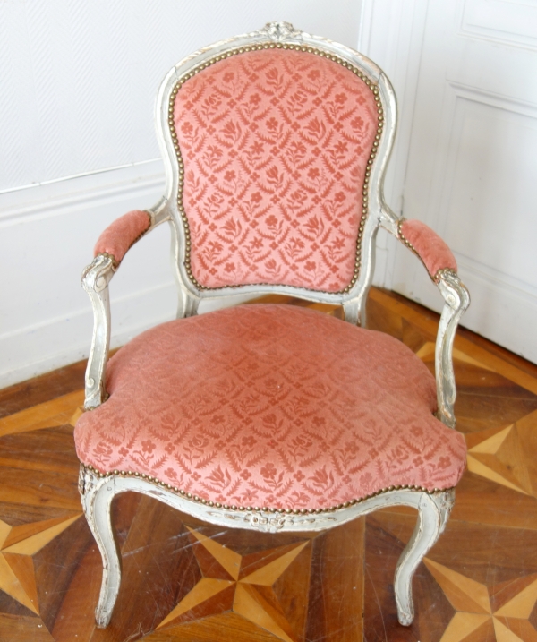 Pair of Louis XV cabriolet armchairs - 18th century