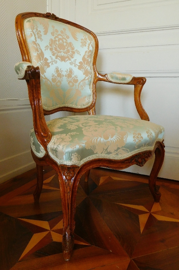 Pair of Louis XV walnut cabriolet armchairs - 18th century