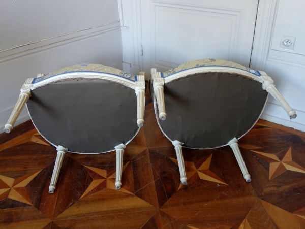 Pair of lacquered cabriolet armchairs, Louis XVI period - 18th century