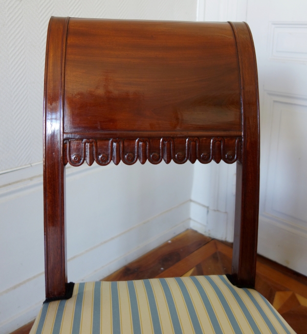 Paire de chaises à l'étrusque en acajou attribuées à Jacob - époque Directoire