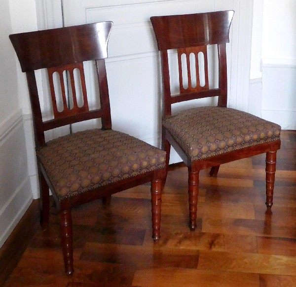 Paire de chaises en acajou à l'Antique d'époque Consulat, attribuées à Jacob Desmalter