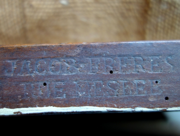 Jacob Frères, Palais des Tuileries : pair of Consulate chairs stamped