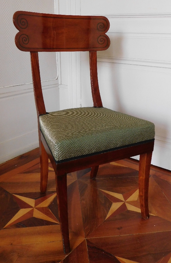 Pair of Consulate mahogany and ebony chairs - France circa 1800