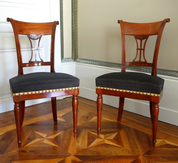 Demay : pair of mahogany chairs, horsehair cover, late 18th century (Directoire period)