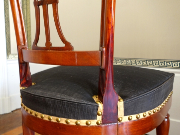 Demay : pair of mahogany chairs, horsehair cover, late 18th century (Directoire period)