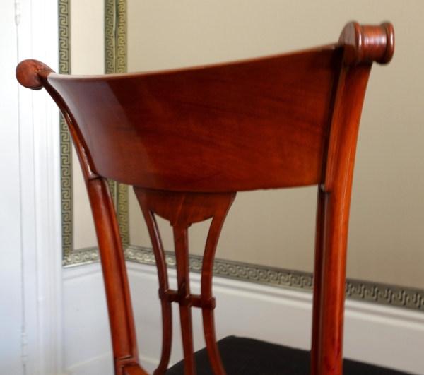 Demay : pair of mahogany chairs, horsehair cover, late 18th century (Directoire period)