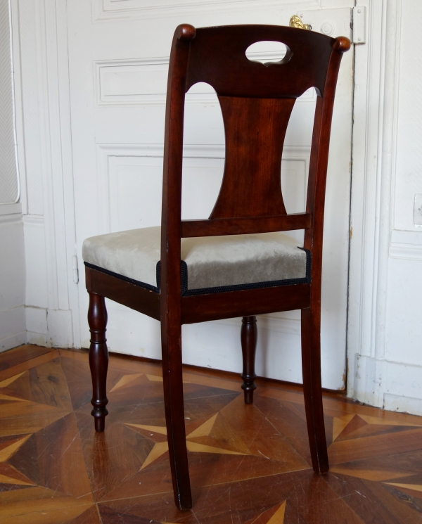 Paire de chaises en acajou et bronze doré d'époque Restauration dans le goût de Bellangé 