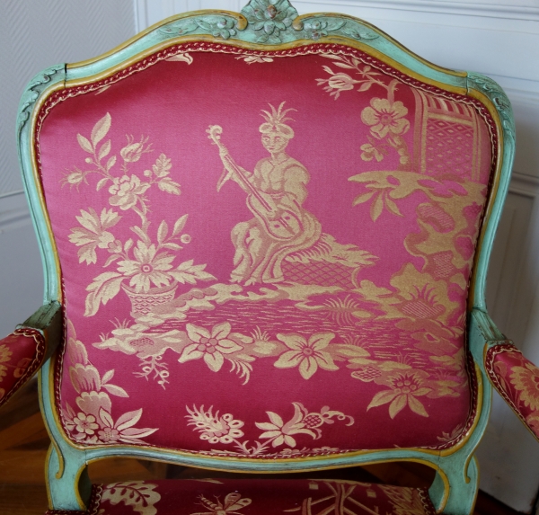 Sylvain Blanchard : pair of Louis XV armchairs, pink chinese-patterned silk - stamped