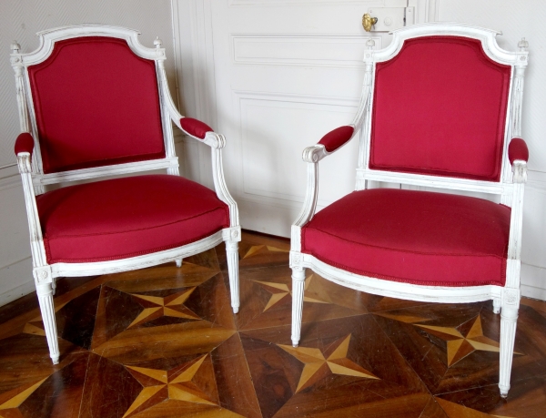 Paire de fauteuils à la Reine d'époque Louis XVI vers 1788-90