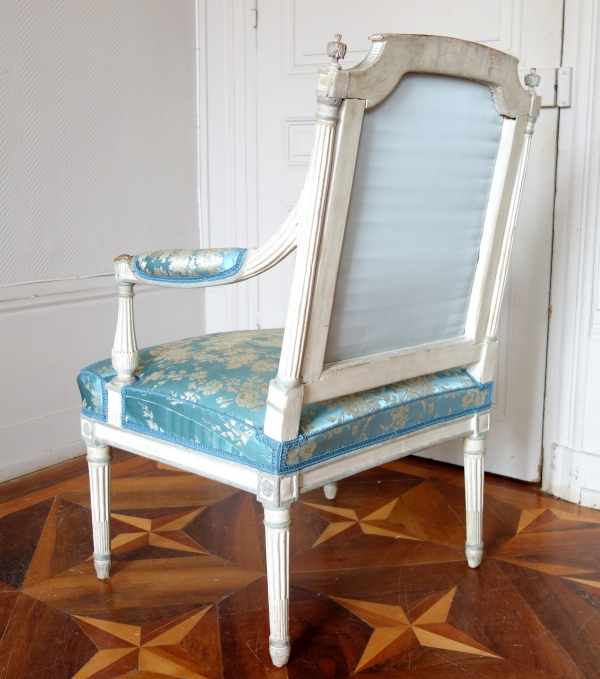 Paire de fauteuils à la Reine d'époque Louis XVI vers 1788-90 - damas de soie bleu