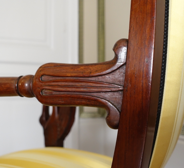 Pair of Empire mahogany armchairs - swan-shaped armrests - attributed to Bellangé