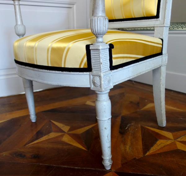 Paire de fauteuils à l'Etrusque en bois sculpté et laqué d'époque Directoire - vers 1795