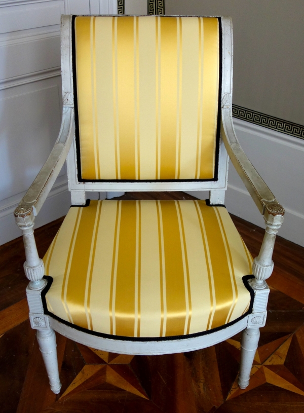 Paire de fauteuils à l'Etrusque en bois sculpté et laqué d'époque Directoire - vers 1795