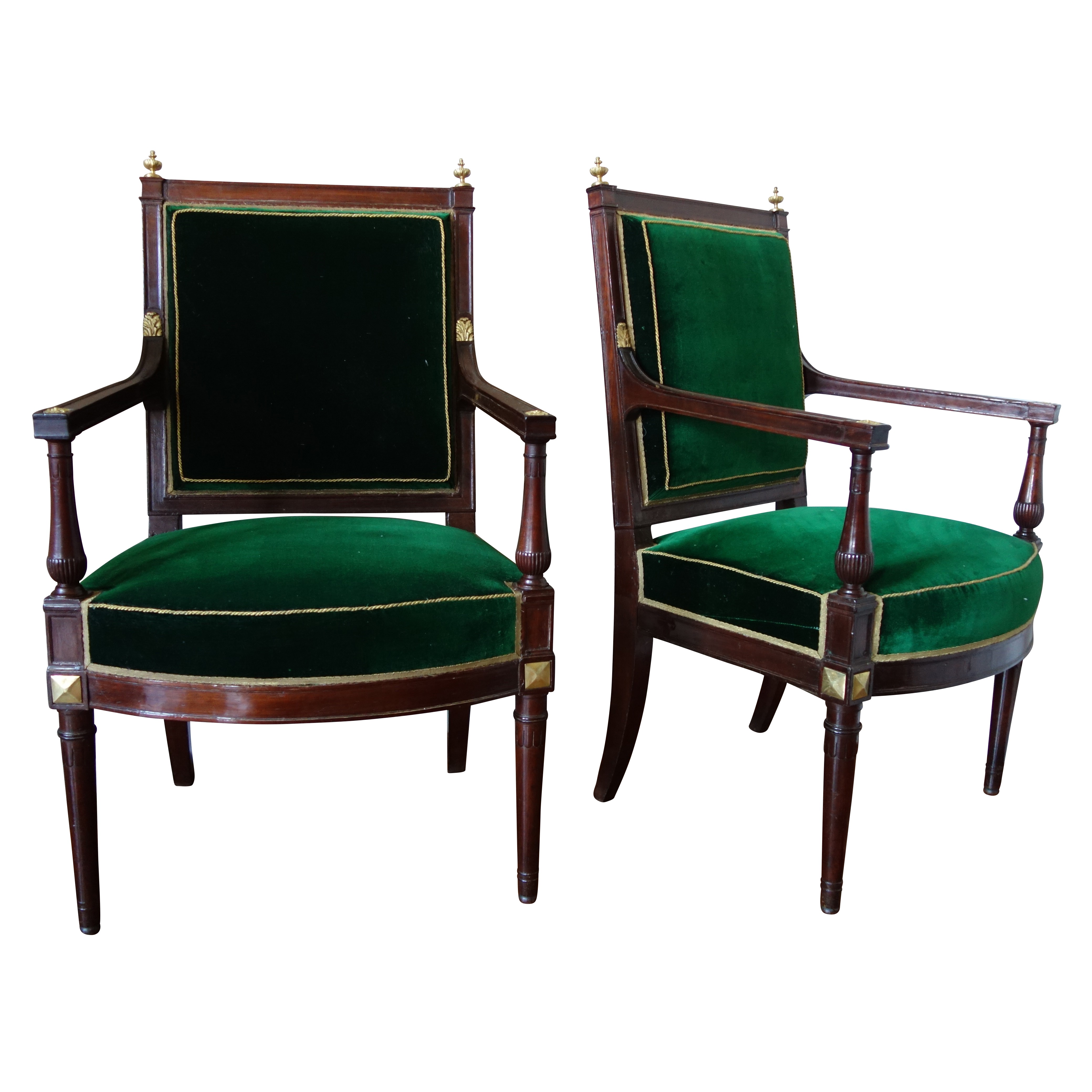 Paire de fauteuils d'époque Directoire en acajou et bronze doré attribués à Georges Jacob