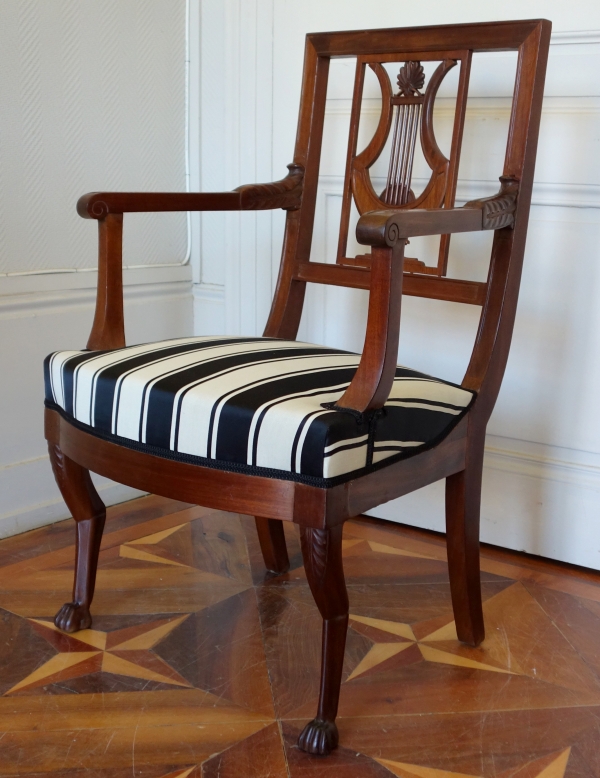 Pair of Directoire mahogany armchairs, lyra-shaped backrest, late 18th century