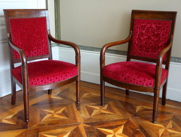 Paire de fauteuils d'époque Empire en acajou - velours frappé de la Manufacture Bonvallet