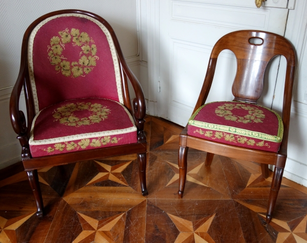 Jeanselme : paire de fauteuils gondole en acajou, estampille - provenance famille de La Rochefoucauld au Château de Verteuil