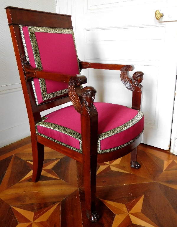 Jacob Desmalter (attribués à) : paire de fauteuils d’époque Empire richement sculptés circa 1806