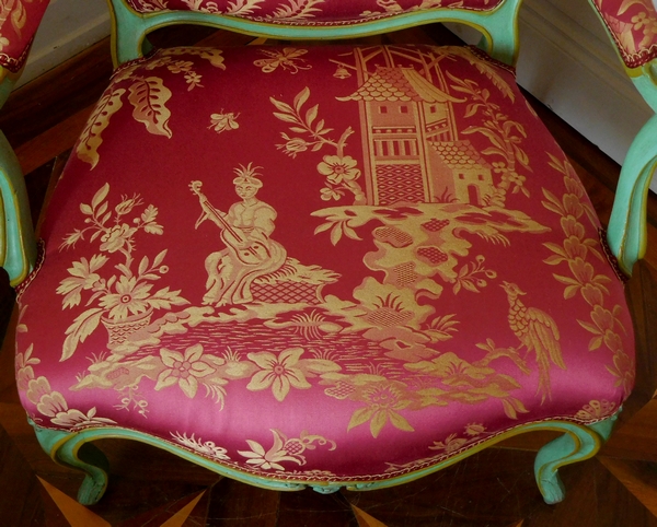 Pierre Bara : paire de fauteuils à la Reine d'époque Louis XV aux chinoiseries - estampillés