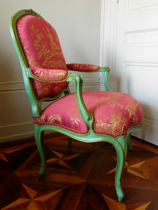 Pierre Bara : paire de fauteuils à la Reine d'époque Louis XV aux chinoiseries - estampillés