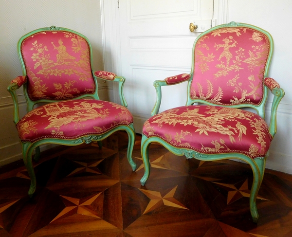 Pierre Bara : paire de fauteuils à la Reine d'époque Louis XV aux chinoiseries - estampillés