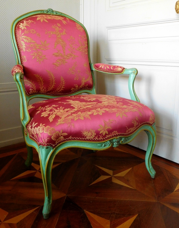 Pierre Bara : paire de fauteuils à la Reine d'époque Louis XV aux chinoiseries - estampillés