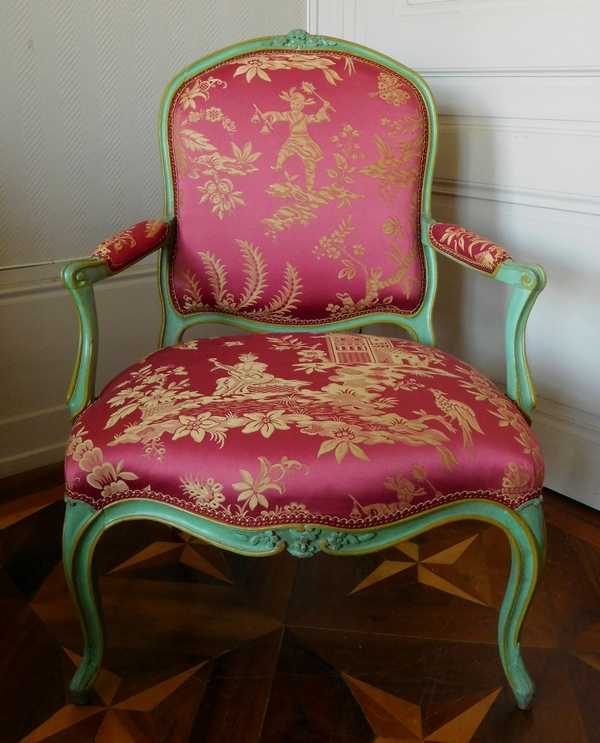 Pierre Bara : paire de fauteuils à la Reine d'époque Louis XV aux chinoiseries - estampillés