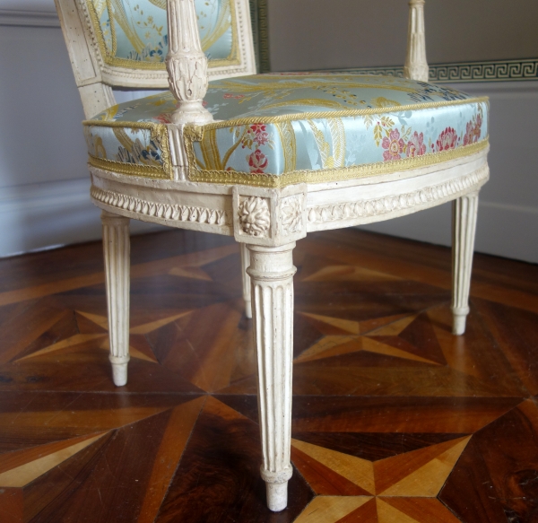 Paul-François Jean : paire de fauteuils cabriolets d'époque Louis XVI estampillés