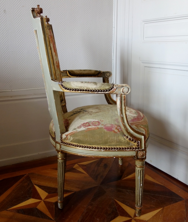 Pair of Louis XVI cabriolet armchairs - Aubusson tapestry - 18th century