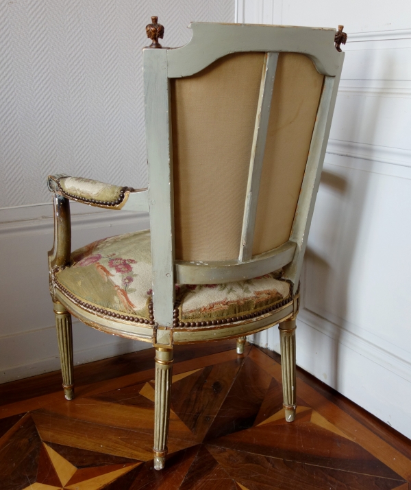 Pair of Louis XVI cabriolet armchairs - Aubusson tapestry - 18th century