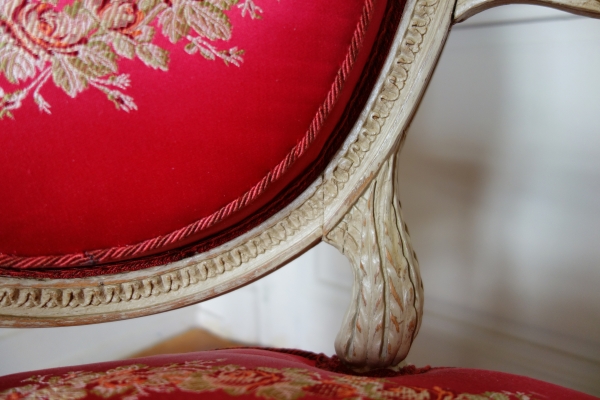Delaisement : pair of luxurious cabriolet armchairs, Louis XVI period - stamped