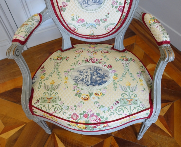 Claude Sené : paire de fauteuils cabriolet médaillon d'époque Louis XVI - estampille