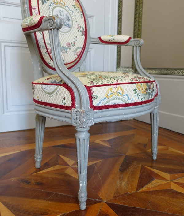 Claude Sené : paire de fauteuils cabriolet médaillon d'époque Louis XVI - estampille