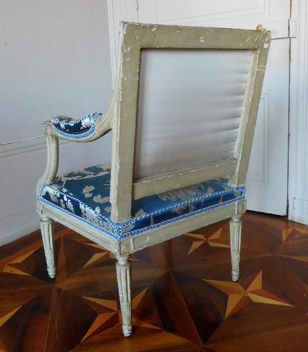 Georges Jacob : paire de fauteuils à la Reine d'époque Louis XVI, lampas bleu Tassinari et Chatel