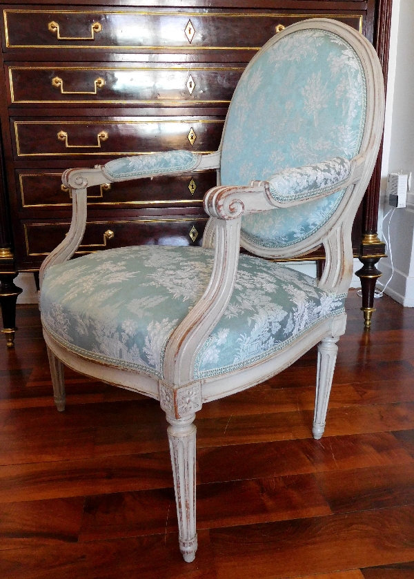 Pair of Louis XVI armchairs - France, late 18th century