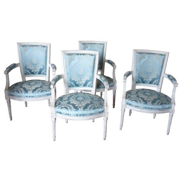 Set of 4 Louis XVI cabriolet armchairs covered with blue silk - France, late 18th century