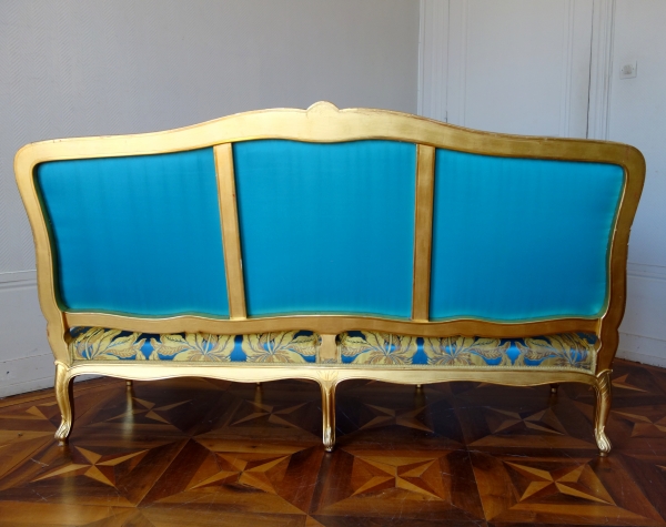 Louis XV seats set : 7 gold leaf gilt wood pieces, Tassinari & Chatel silk