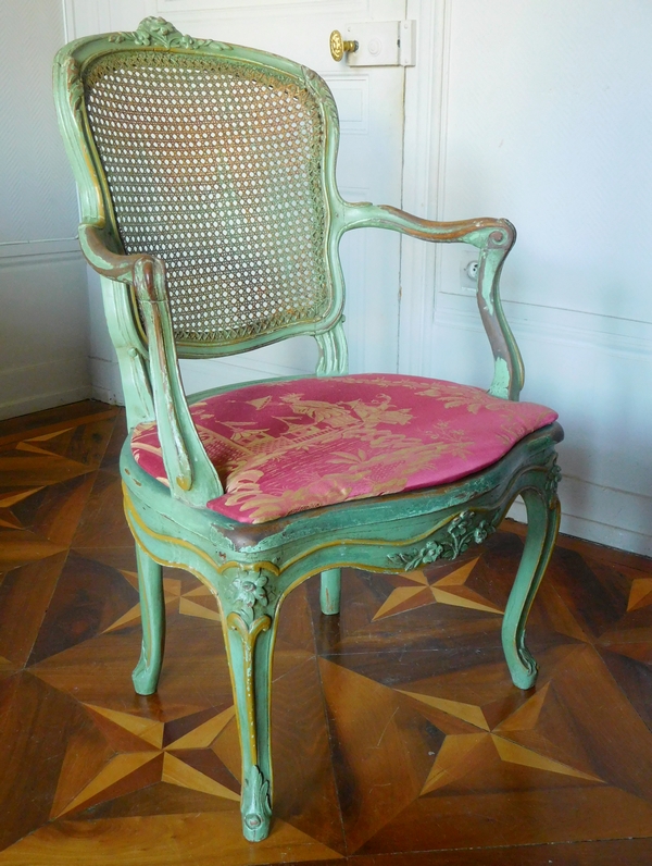 JB Gourdin : salon de 2 fauteuils et 4 chaises cannés d'époque Louis XV aux chinoiseries - estampillé