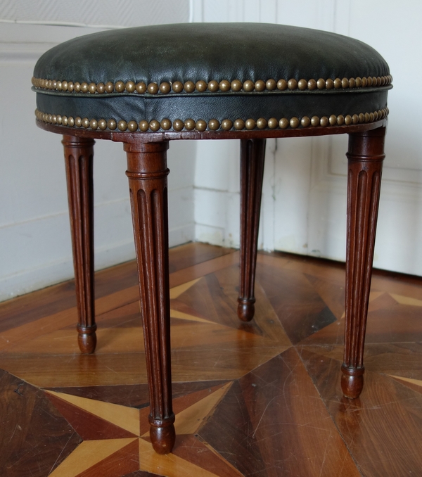 Tabouret d'époque Louis XVI Directoire en acajou Et Cuir, fin XVIIIe siècle