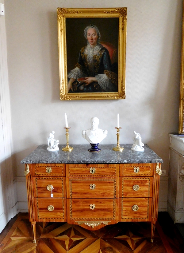 18th century French School - large portrait of a lady wearing a court dress - 75cm x 96cm