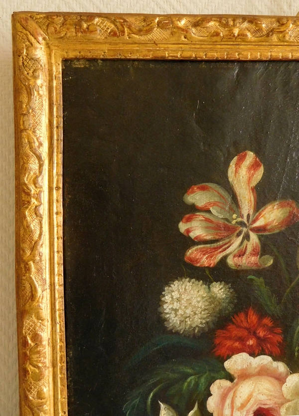 Ecole Hollandaise du XVIIIe siècle : bouquet de fleurs, huile sur toile, cadre en bois doré à la feuille d'or