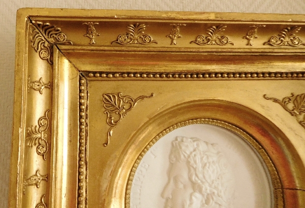 Sevres biscuit : portrait of King Louis-Philippe - Empire gilt wood frame