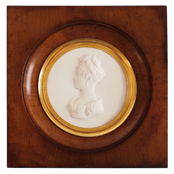Miniature portrait of Duchess of Berry - Sevres Manufacture, signed