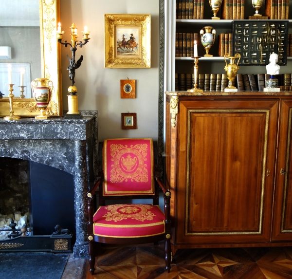 Caducée, miniature - souvenir du Grand Tour, bronze patiné sur fond granit