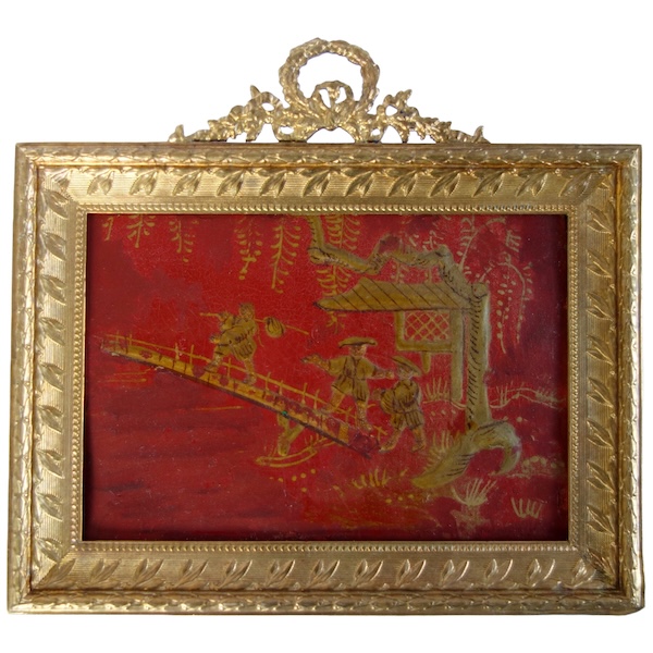 Miniature chinoiserie à suspendre ou poser - bronze et laque dans le goût de la Chine - vers 1900